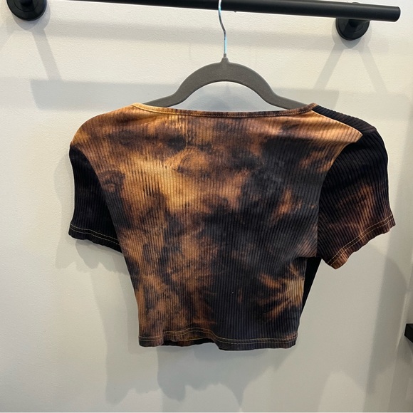 Tie Dye Crop Top - Picture 3 of 4